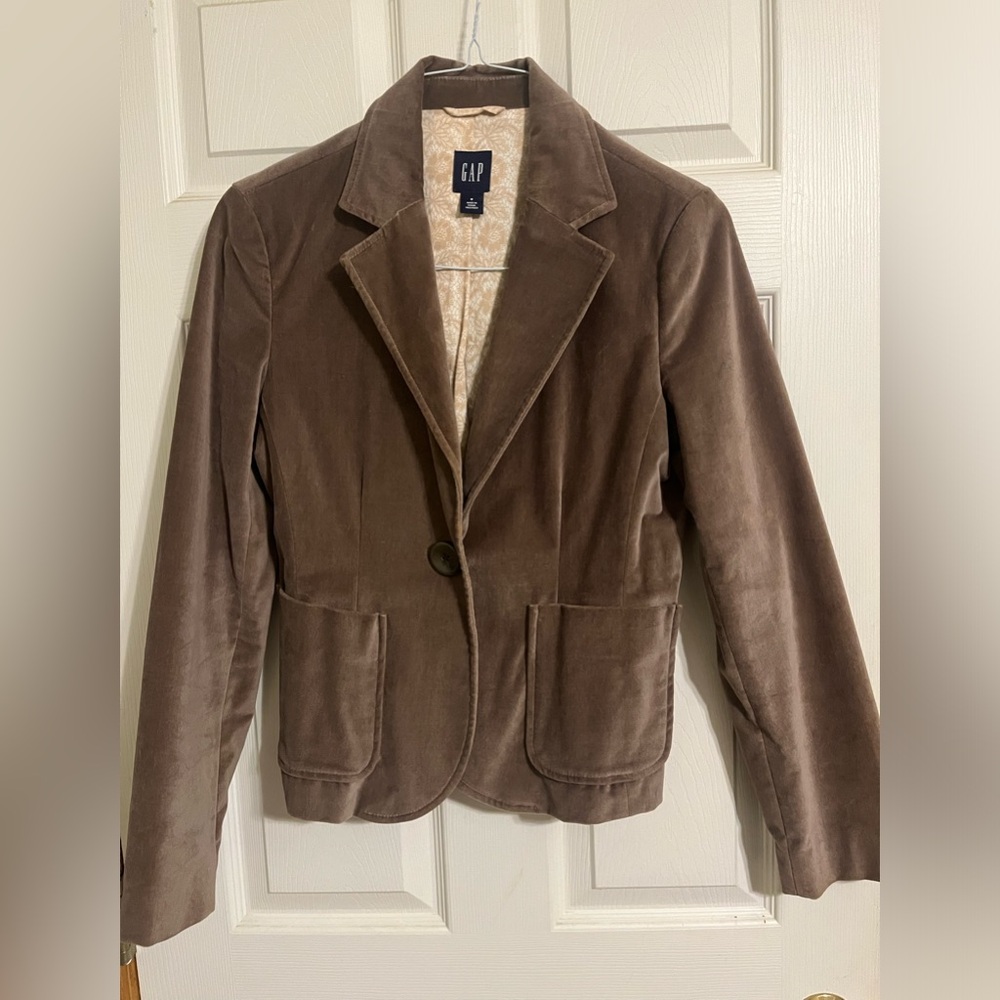 Women’s Gap velvet look lined blazer olive. Size M